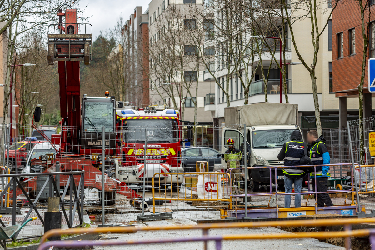 Fallece un trabajador en un accidente en Villa del Prado  / JONATHAN TAJES