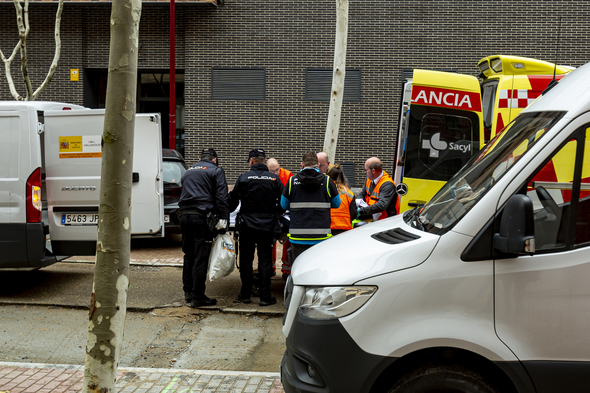 Fallece un trabajador en un accidente en Villa del Prado  / JONATHAN TAJES