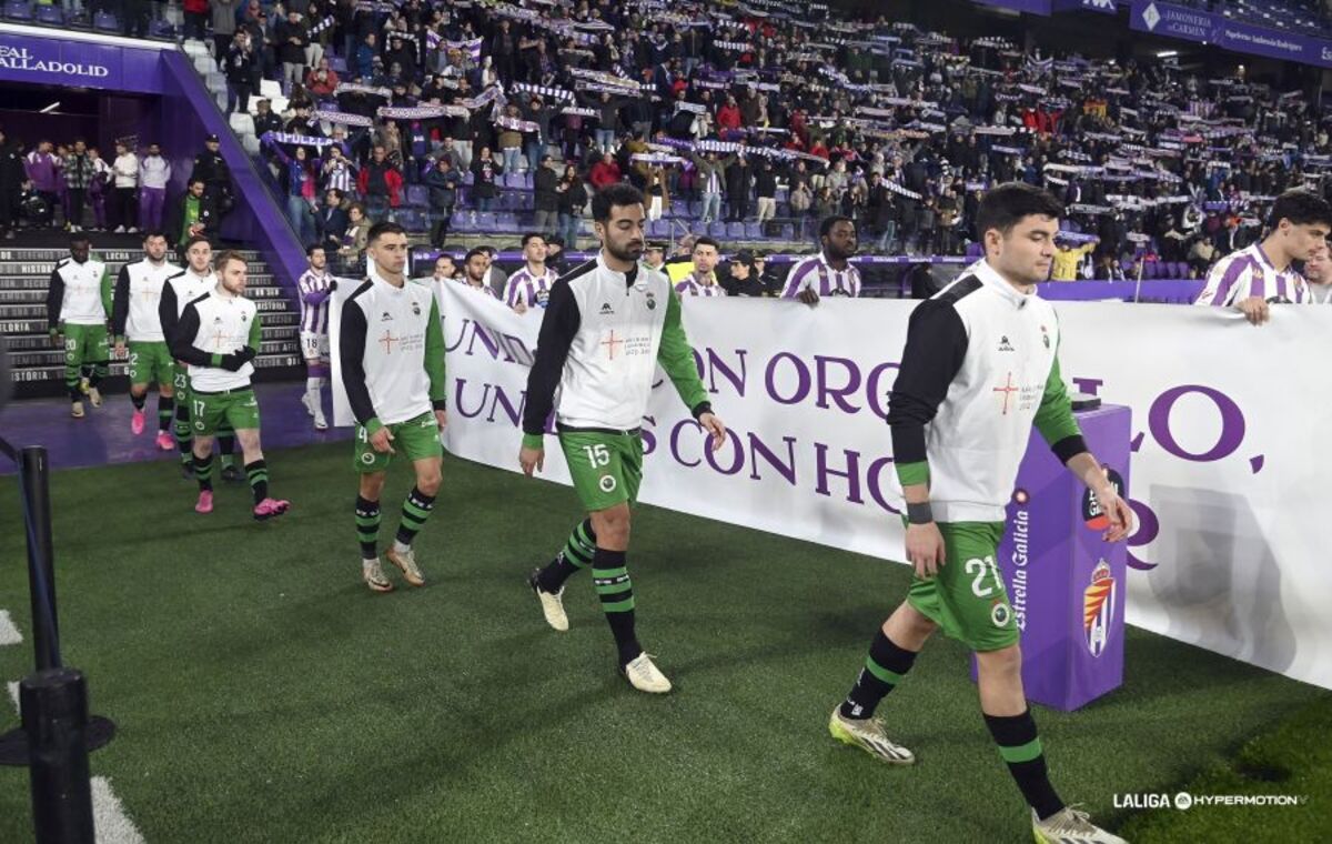 Imagen del Real Valladolid-Racing de Santander.  / LALIGA