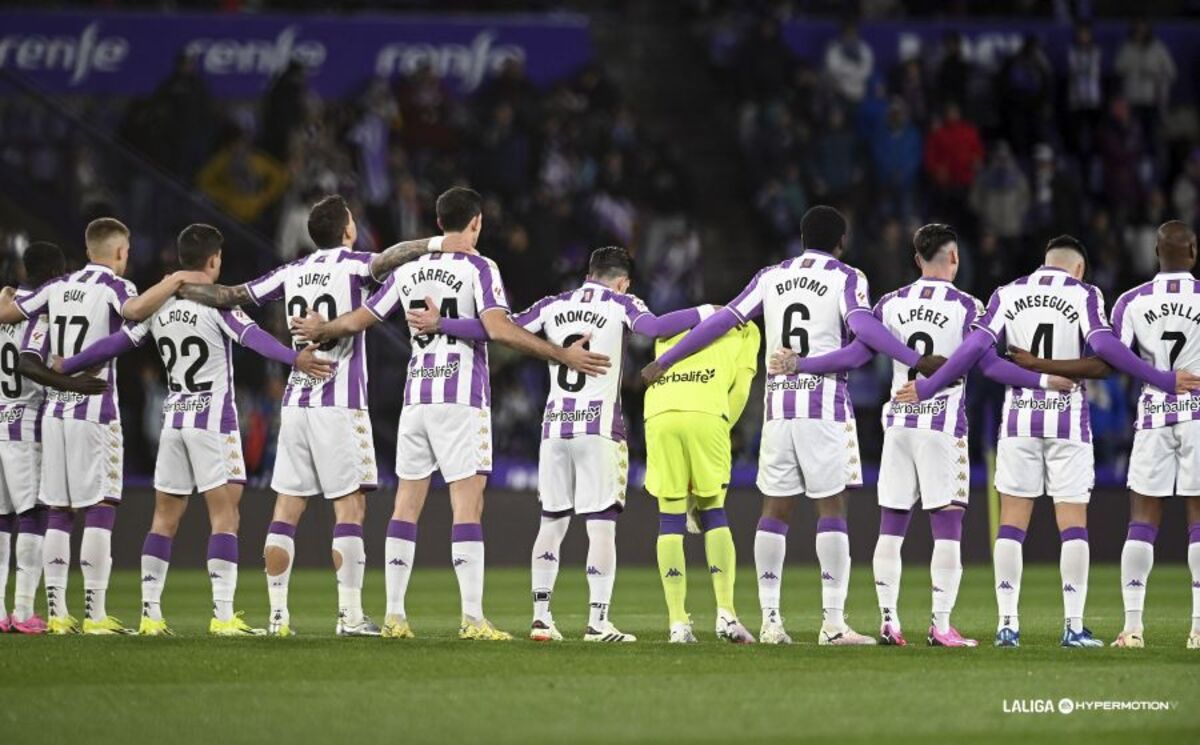 Encuentro entre el Real Valladolid y el Oviedo correspondiente a la jornada 28 de la Liga Hypermotion.  / LALIGA