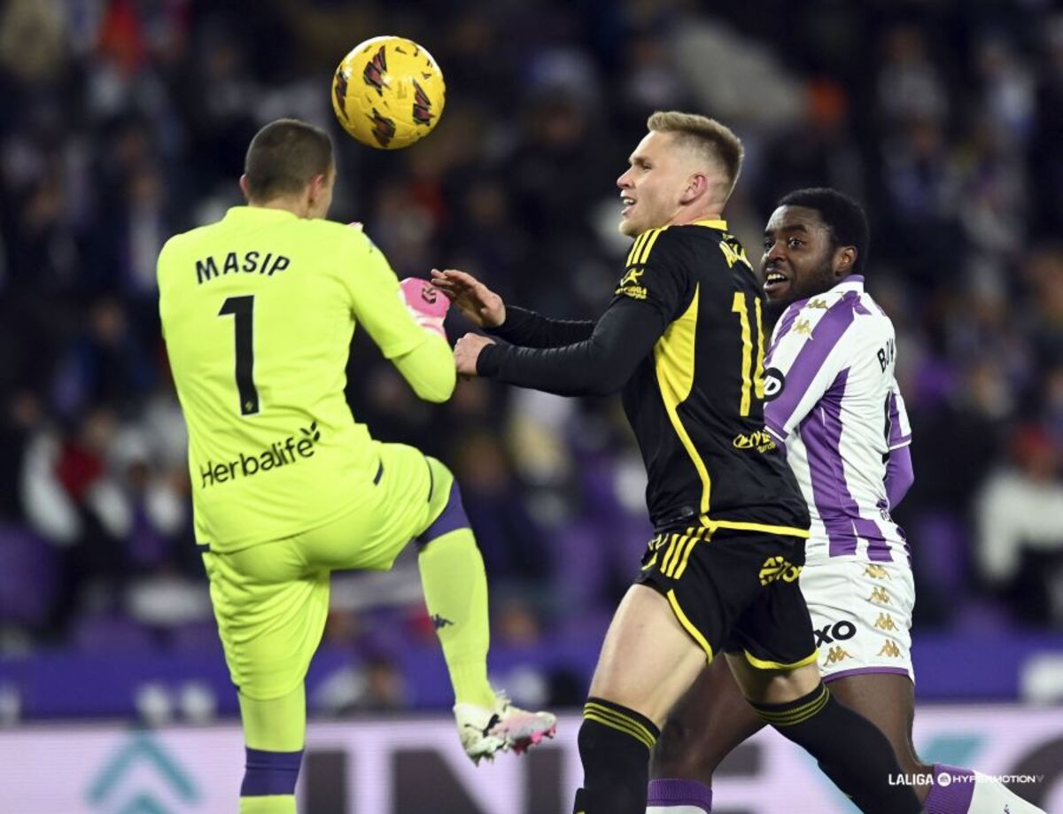 Encuentro entre el Real Valladolid y el Oviedo correspondiente a la jornada 28 de la Liga Hypermotion.  / LALIGA