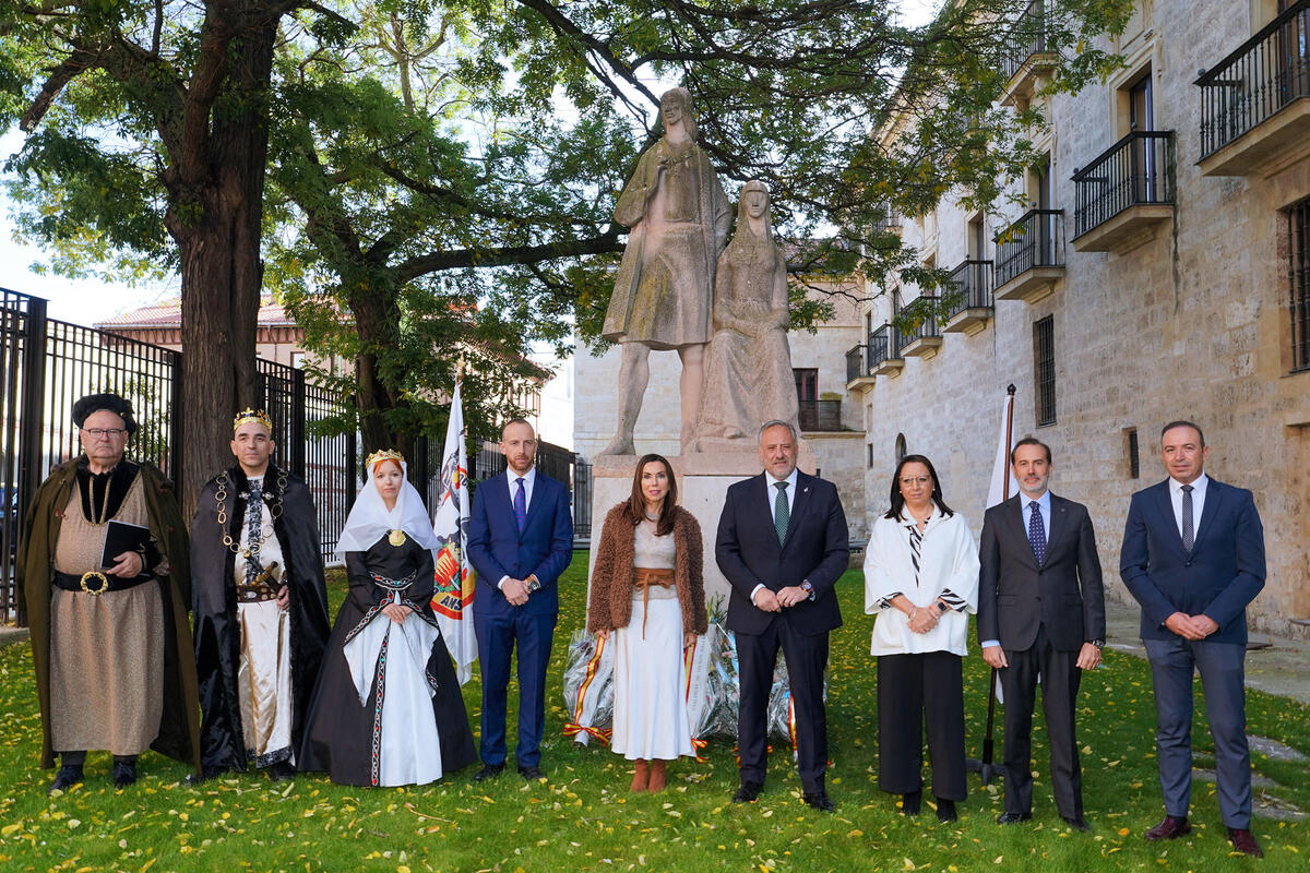 Efeméride de la boda de los Reyes Católicos en Valladolid.  / EFE