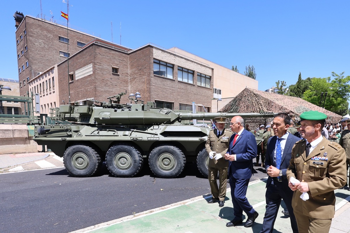 Día de las fuerzas armadas en Valladolid.  / El Día de Valladolid