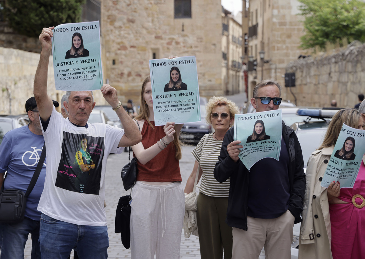 La sede de los Juzgados de Salamanca acoge el juicio por el atropello que costó la vida en febrero de 2023 a la joven ciclista Estela Domínguez.  / DAVID ARRANZ / ICAL