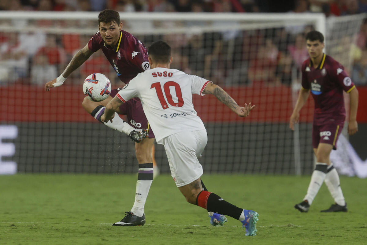 Imágenes del Sevilla-Real Valladolid.  / EFE