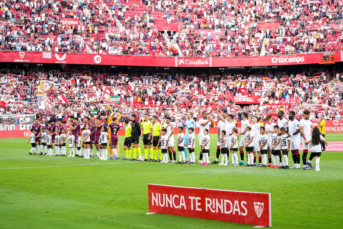 Imágenes del Sevilla-Real Valladolid.  / AFP7 VÍA EUROPA PRESS