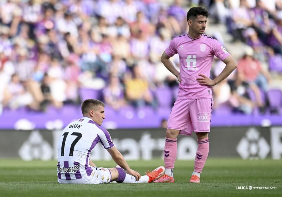 Partido entre el Real Valladolid y el CD Eldense.  / LALIGA