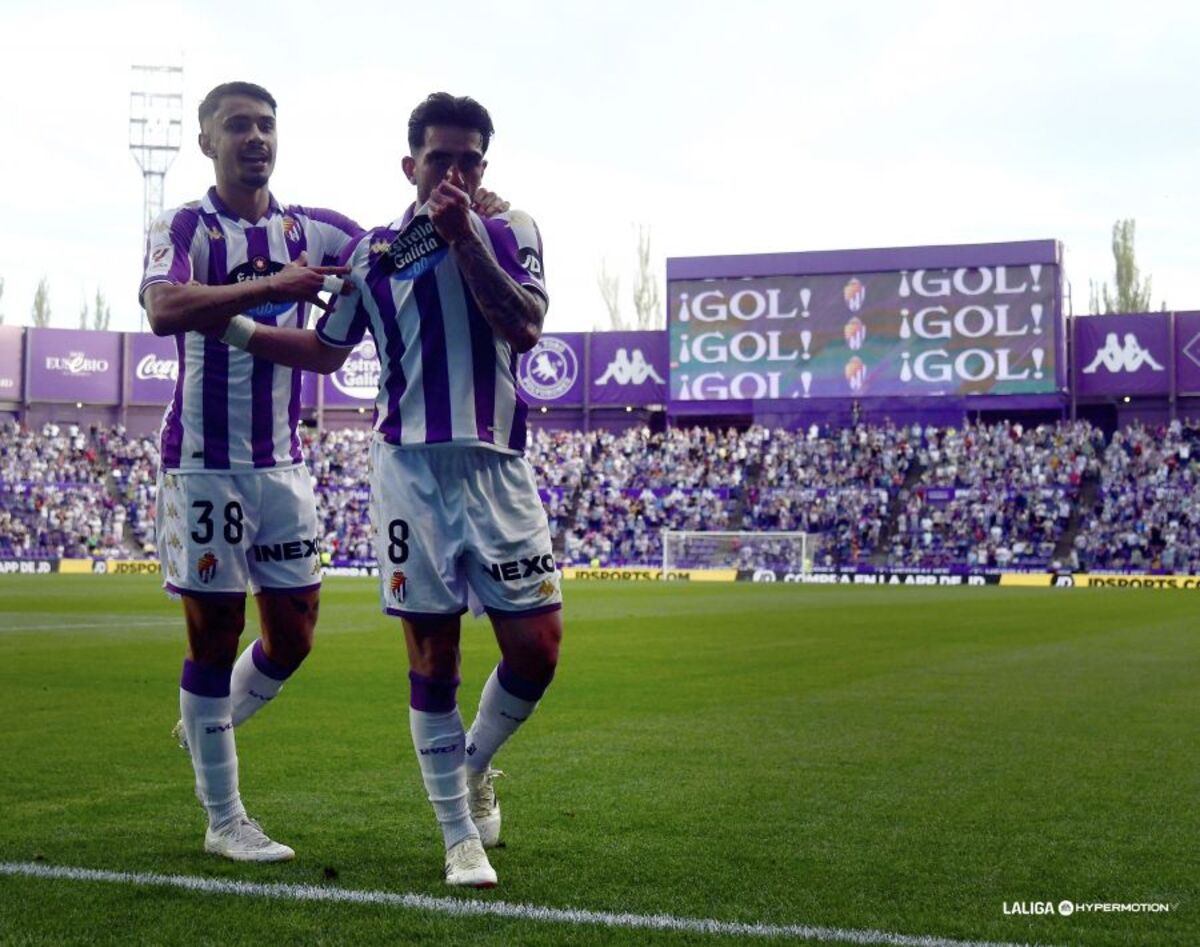 Partido entre el Real Valladolid y el CD Eldense.  / LALIGA