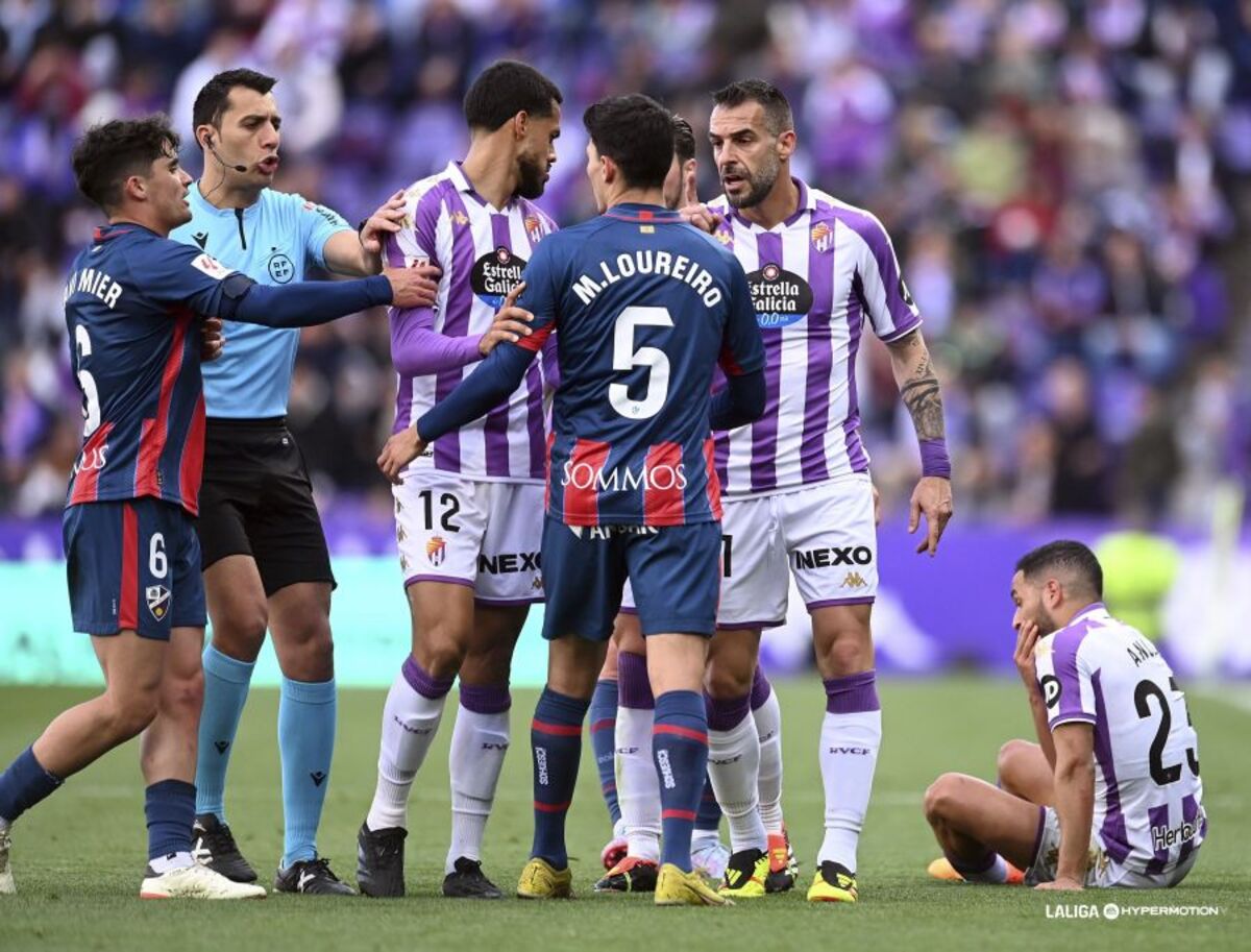 Imagen del Real Valladolid-Huesca.  / LALIGA