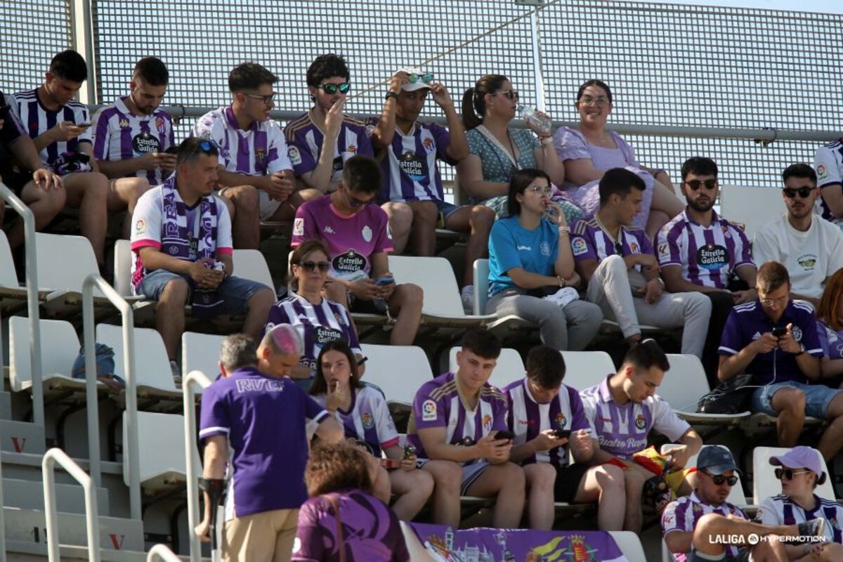 Imagen del Tenerife-Real Valladolid.  / LALIGA