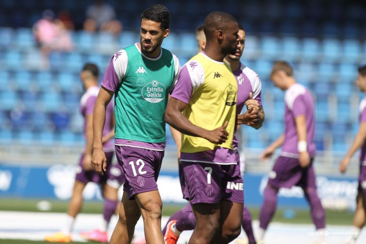 Imagen del Tenerife-Real Valladolid.  / LALIGA