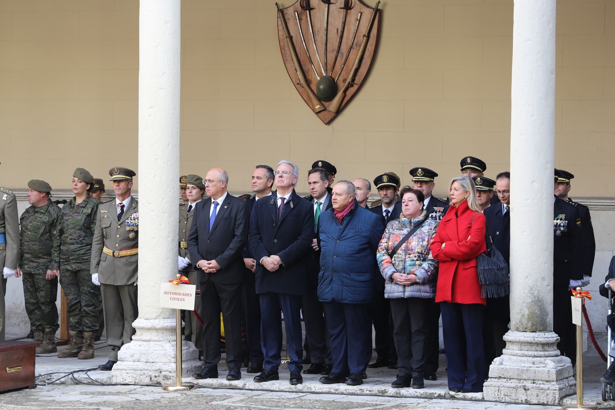 Acto en honor de la Inmaculada Concepción en el Palacio Real.  / El Día de Valladolid