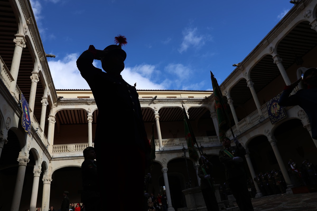 Acto en honor de la Inmaculada Concepción en el Palacio Real.  / El Día de Valladolid