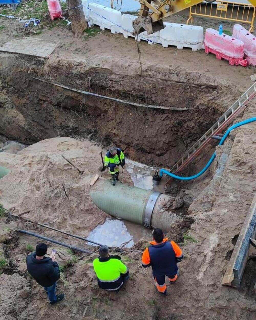 Obras del anillo mil en el paseo del Cauce