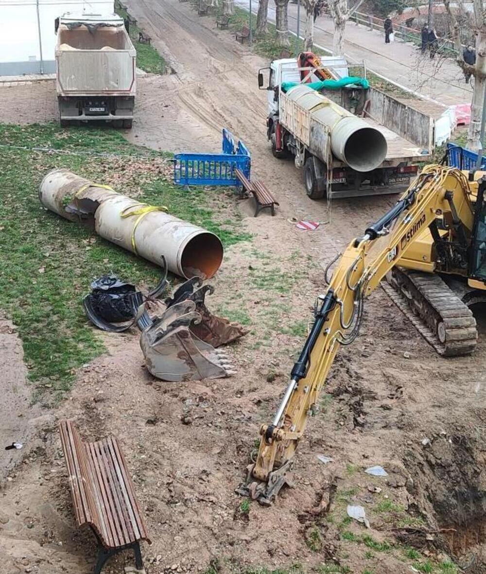 Obras del anillo mil en el paseo del Cauce