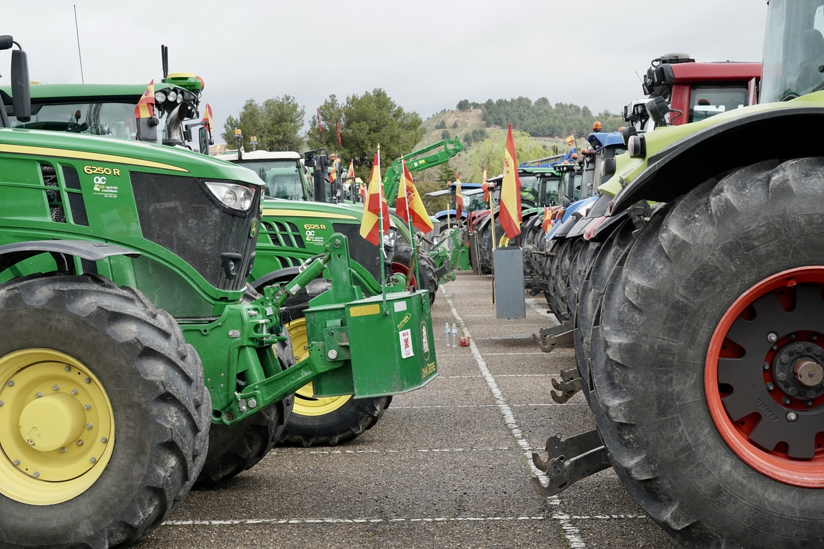 Tractorada por las calles de Valladolid  / EDUARDO MARGARETO / ICAL