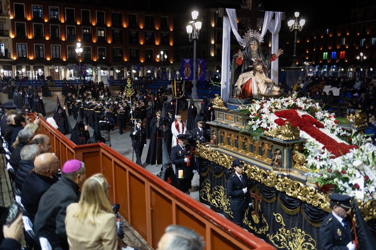 Procesión General de la Sagrada Pasión del Redentor de Valladolid.  / AYUNTAMIENTO DE VALLADOLID