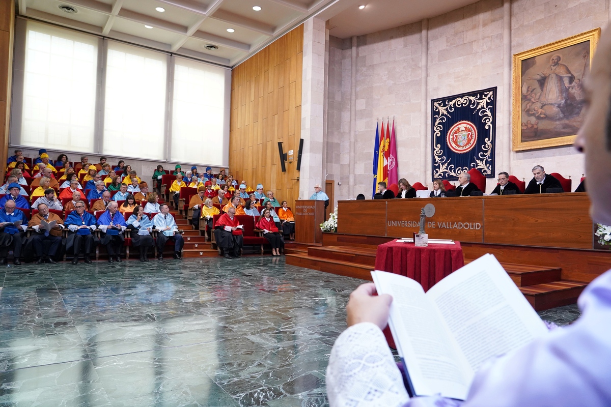 Acto de apertura del curso 2024-2025 en la Universidad de Valladolid  / MIRIAM CHACÓN / ICAL