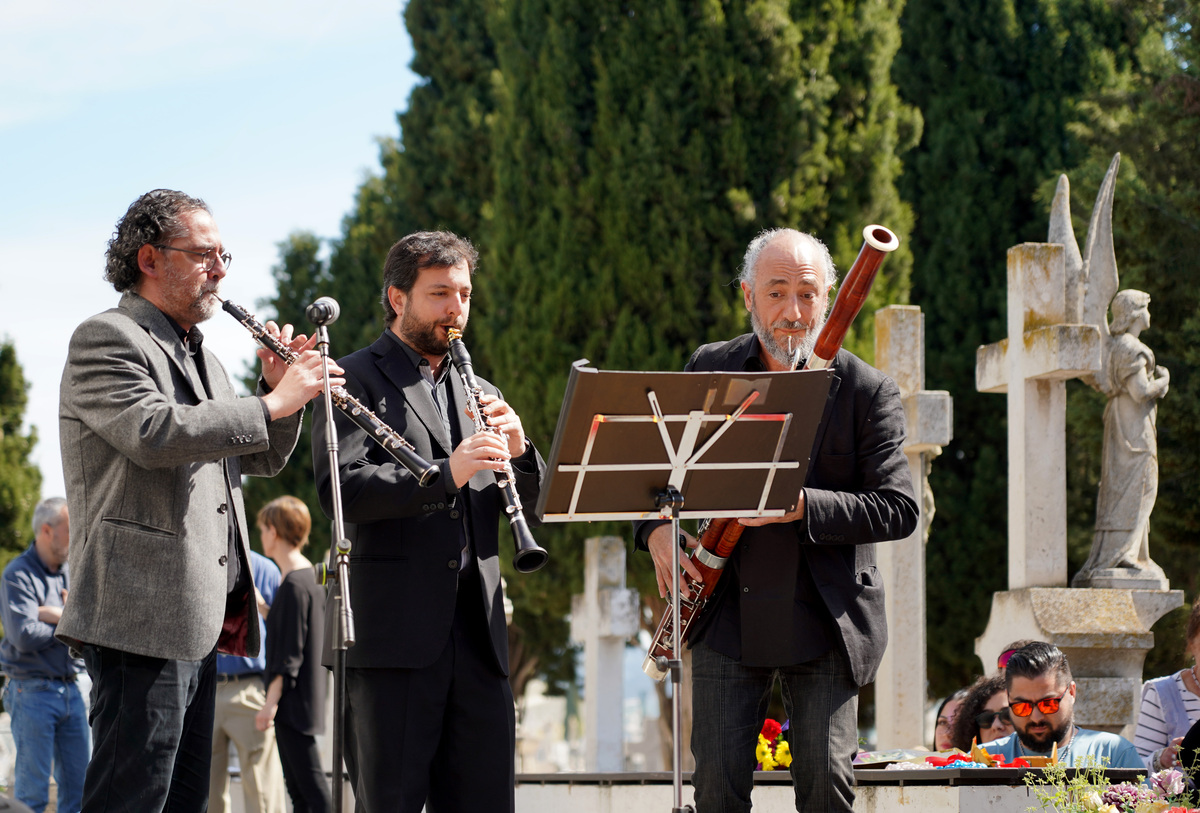 Acto de homenaje de los 199 cuerpos recuperados en exhumaciones en Medina del Campo y Valladolid.  / LETICIA PÉREZ / ICAL