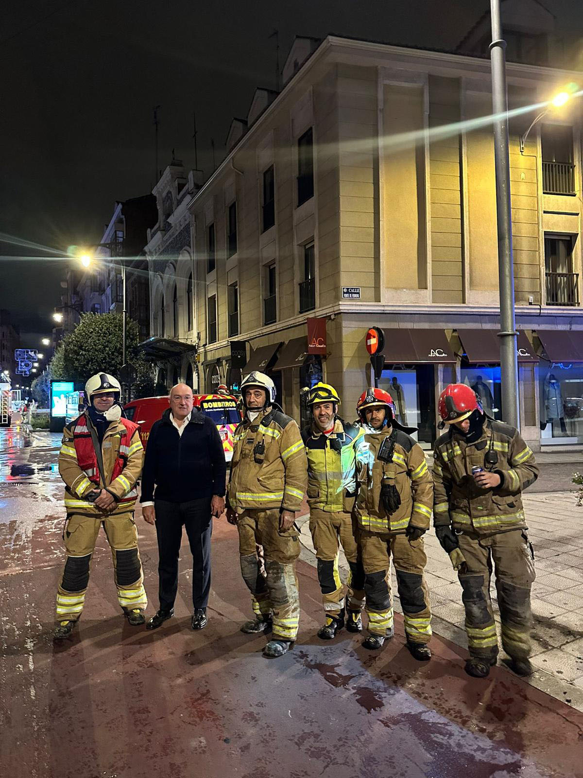 Incendio en el Teatro Lope de Vega  / BOMBEROS DE VALLADOLID