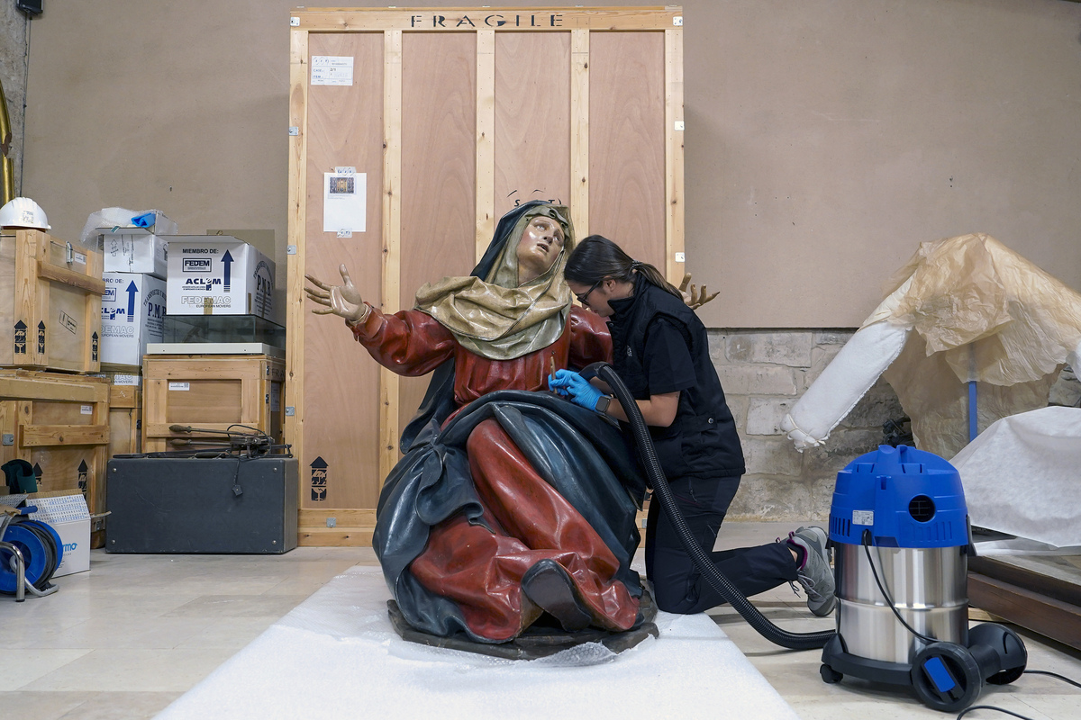 Restauran tallas de Gregorio Fernández tras el derrumbe de la cúpula de la iglesia de la Vera Cruz  / EFE