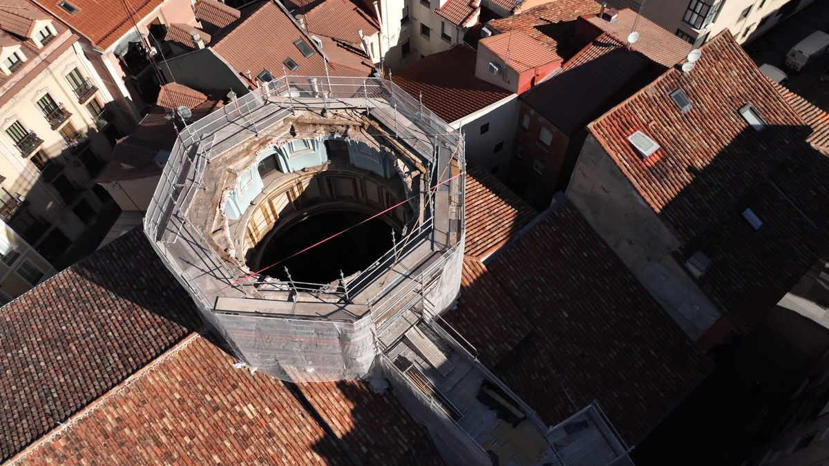  Estado actual de la iglesia de la Veracruz en Valladolid tras el derrumbe de la cúpula  / ENG DRONE / ICAL