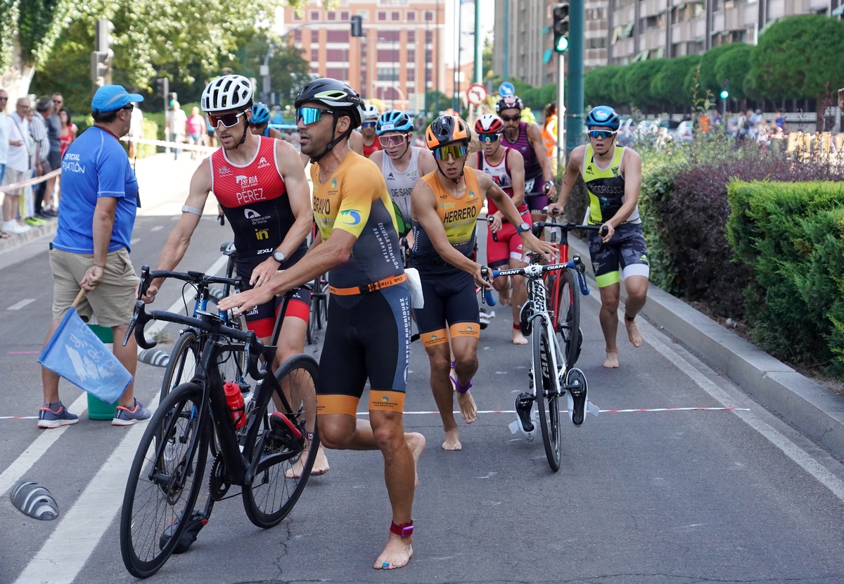 XXVI Triatlón Ciudad de Valladolid.  / ICAL