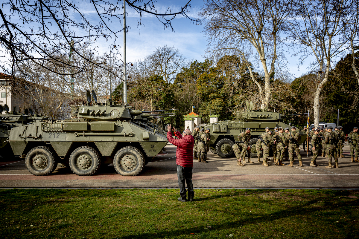 Ensayos del desfile del 375 aniversario del regimiento Farnesio del ejército de Tierra al que acudirá el Rey Felipe VI   / JONATHAN TAJES