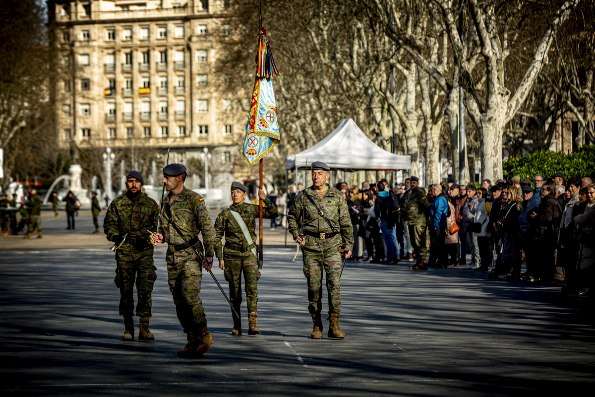 Ensayos del desfile del 375 aniversario del regimiento Farnesio del ejército de Tierra al que acudirá el Rey Felipe VI   / JONATHAN TAJES