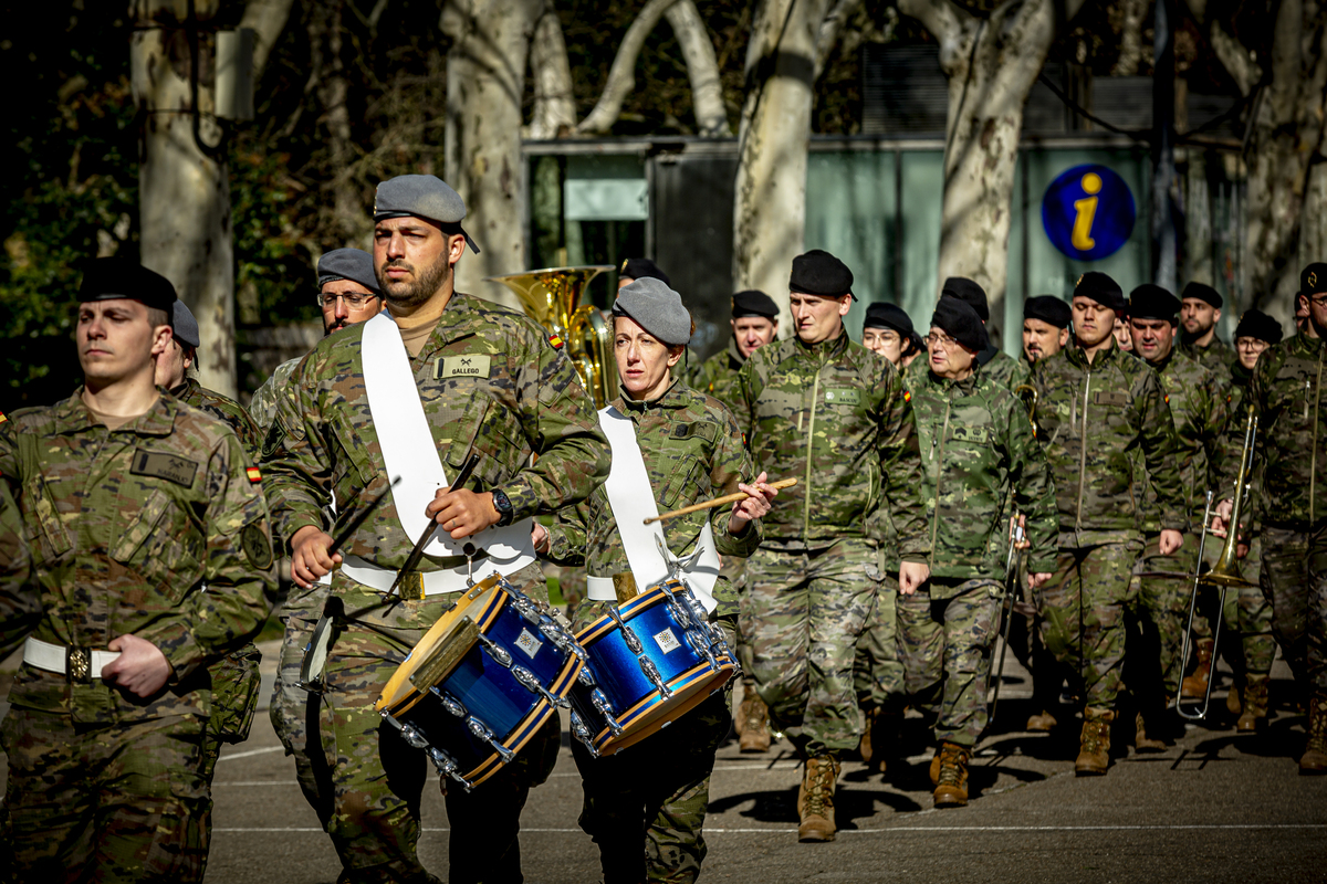 Ensayos del desfile del 375 aniversario del regimiento Farnesio del ejército de Tierra al que acudirá el Rey Felipe VI   / JONATHAN TAJES