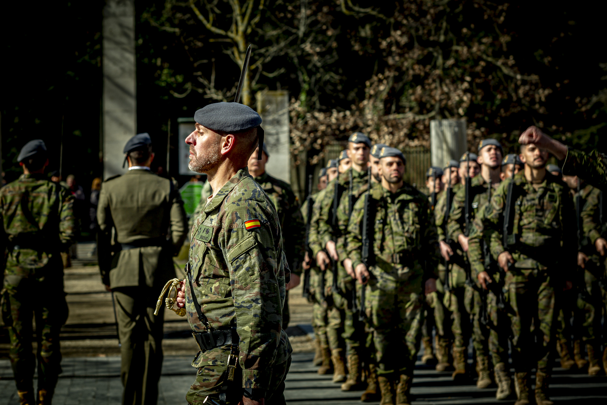 Ensayos del desfile del 375 aniversario del regimiento Farnesio del ejército de Tierra al que acudirá el Rey Felipe VI   / JONATHAN TAJES