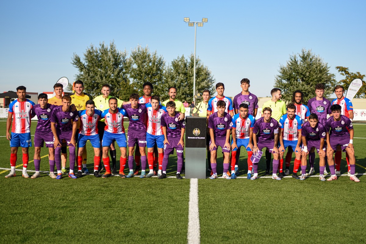 Final del XXX Trofeo Diputación Provincial de Fútbol entre Real Valladolid Promesas y At. Tordesillas  / ADRIÁN ORDÓÑEZ