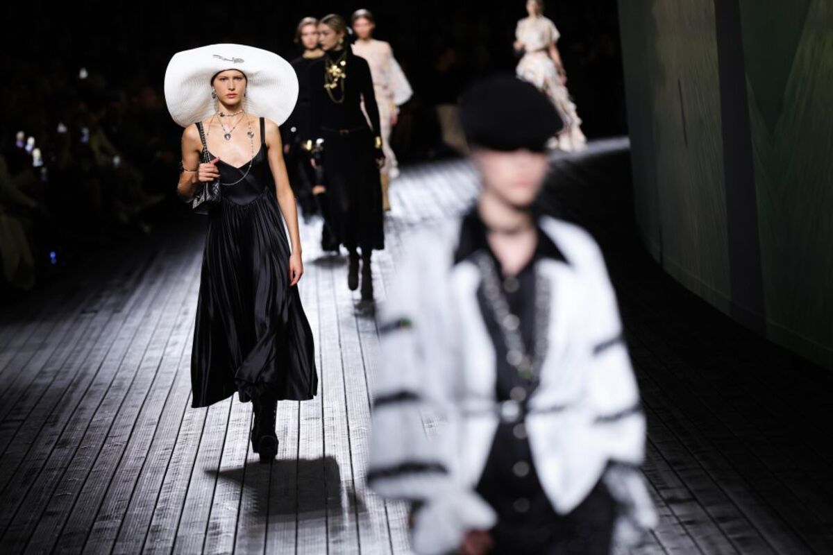 Chanel - Runway - Paris Women's Fashion Week Fall/Winter 2024/2025  / TERESA SUAREZ