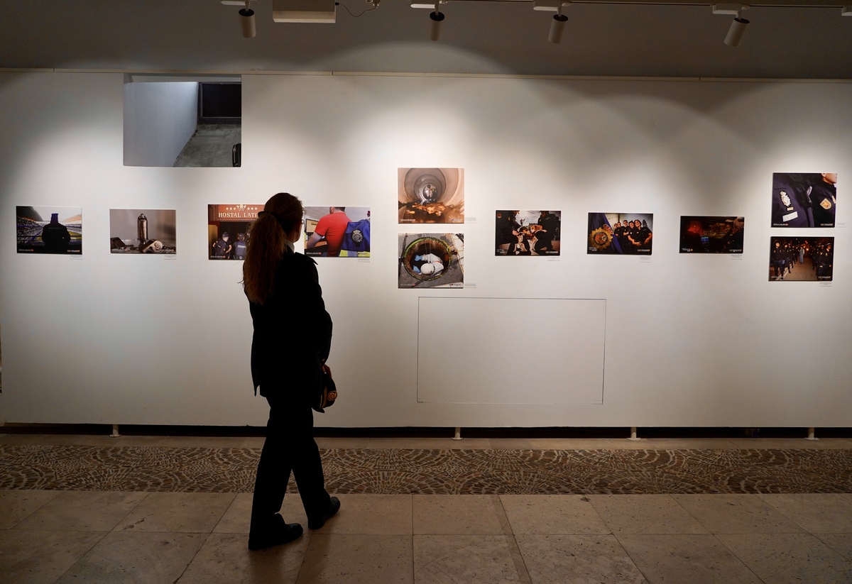 La Policía Nacional inaugura la exposición sobre los 200 años de historia  / LETICIA PÉREZ / ICAL