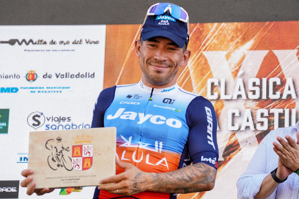 El corredor del Jayco Alula Caleb Ewan, ganador de la Clásica a Castilla y León.  / EFE