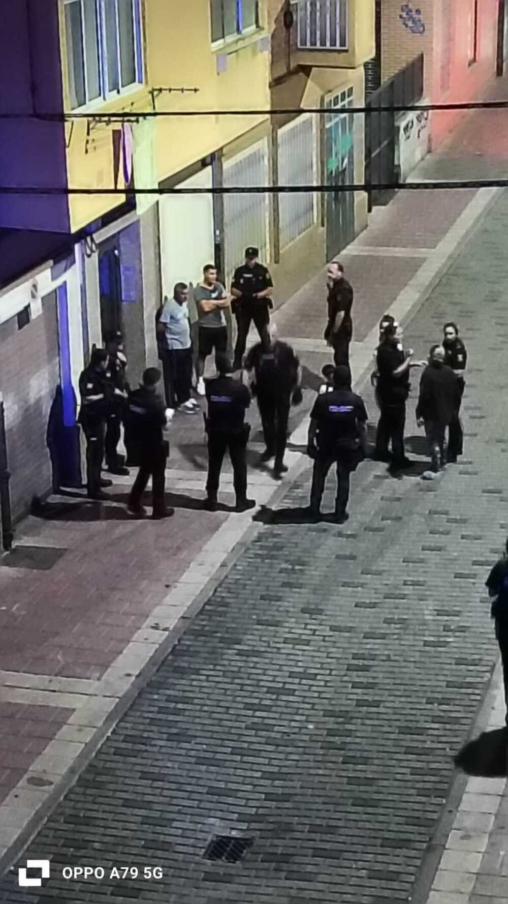 Intervención de la Policía Nacional por una pelea en Las Delicias.