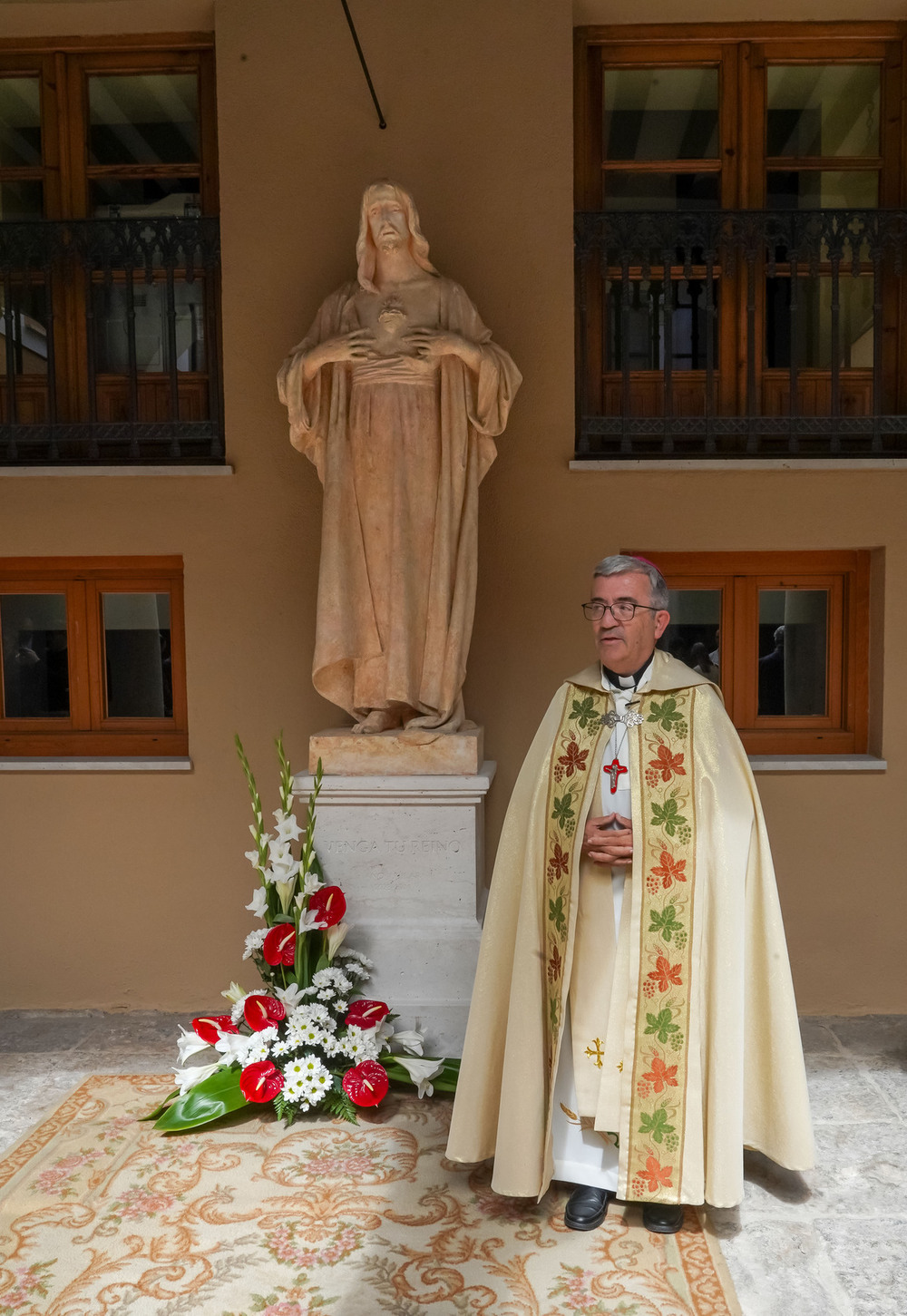 La bendición de la imagen del Sagrado Corazón de Jesús centra la inauguración del nuevo curso pastoral de la Archidiócesis de Valladolid.