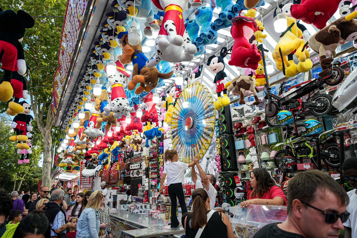 Atracciones de la Feria y Fiestas de la Virgen de San Lorenzo.  / RUBÉN ORTEGA