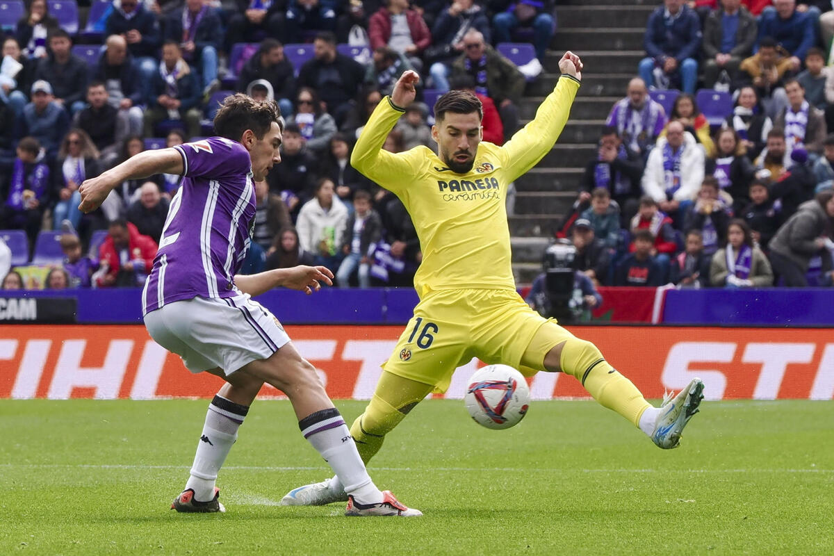 Partido entre el Real Valladolid y el Villarreal en el José Zorrilla.  / EFE