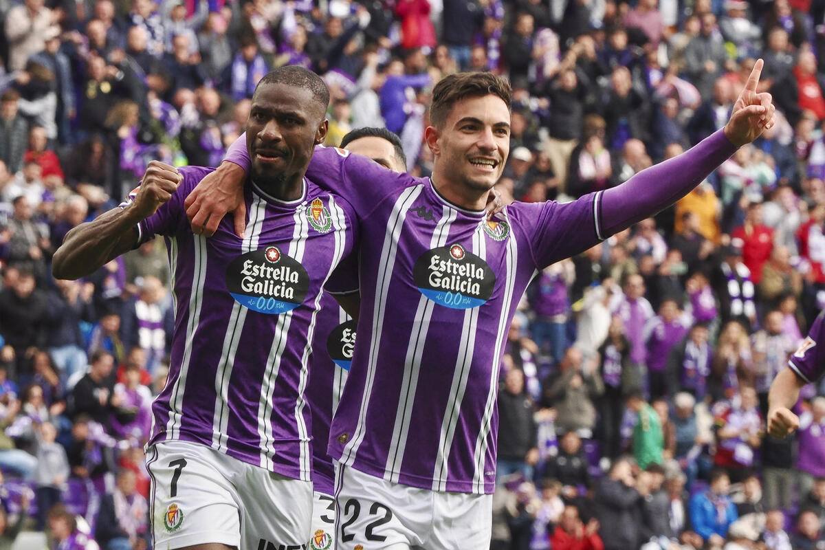 Partido entre el Real Valladolid y el Villarreal en el José Zorrilla.  / EFE