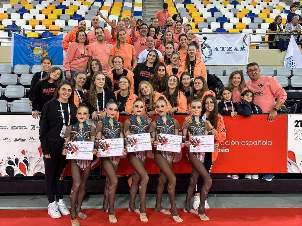 Boecillo Castilla Termal, quinto en infantil en el Campeonato de España, junto a la afición.