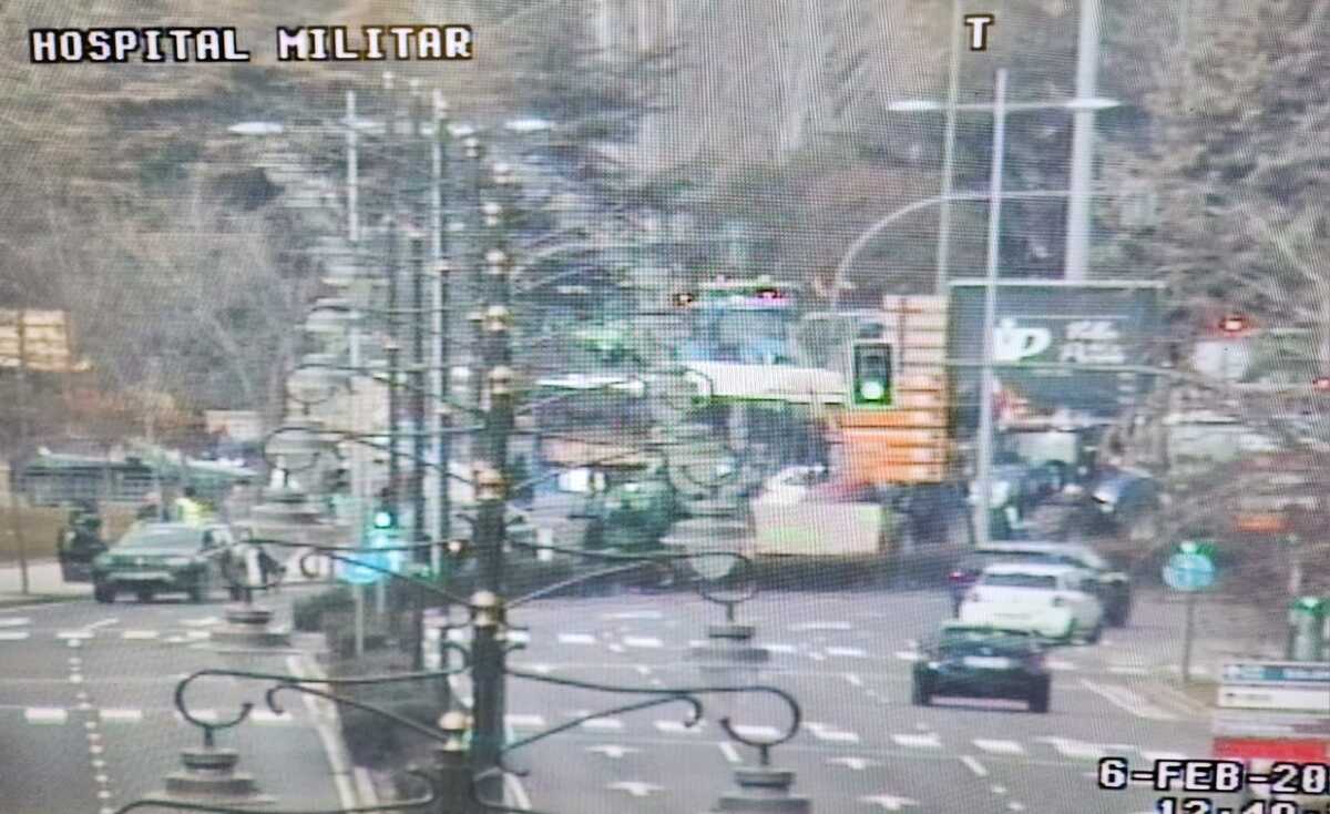 Los tractores complican la circulación por varias vías de la ciudad.  / POLICÍA MUNICIPAL DE VALLADOLID