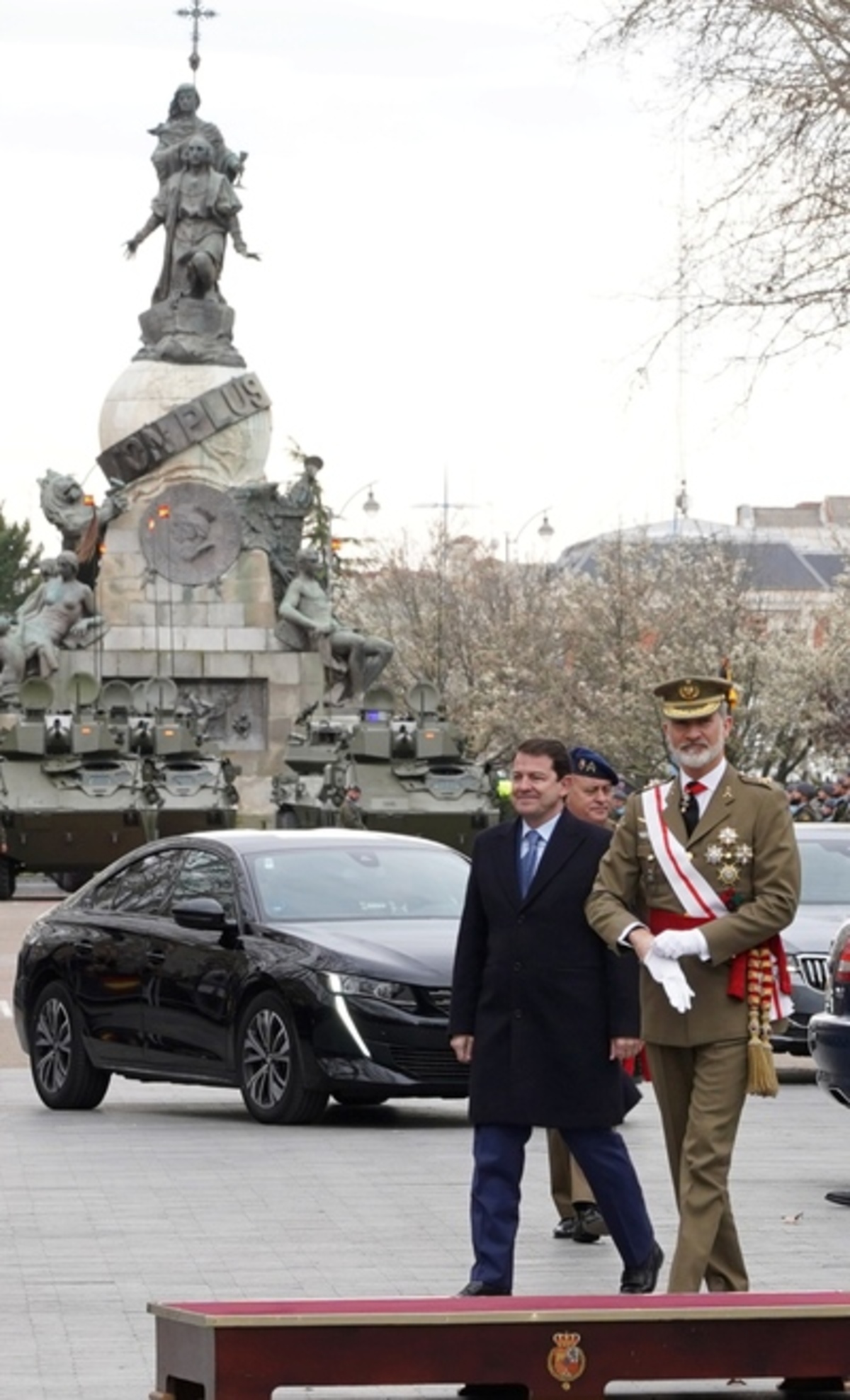 El rey preside el acto por el 375 aniversario del Regimiento de Caballería ‘Farnesio’ 12  / ICAL