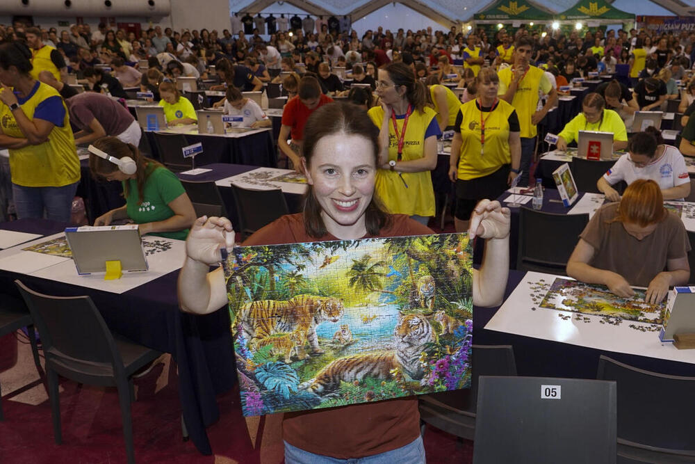 La noruega Kristin Thuv, campeona del mundo de puzzles