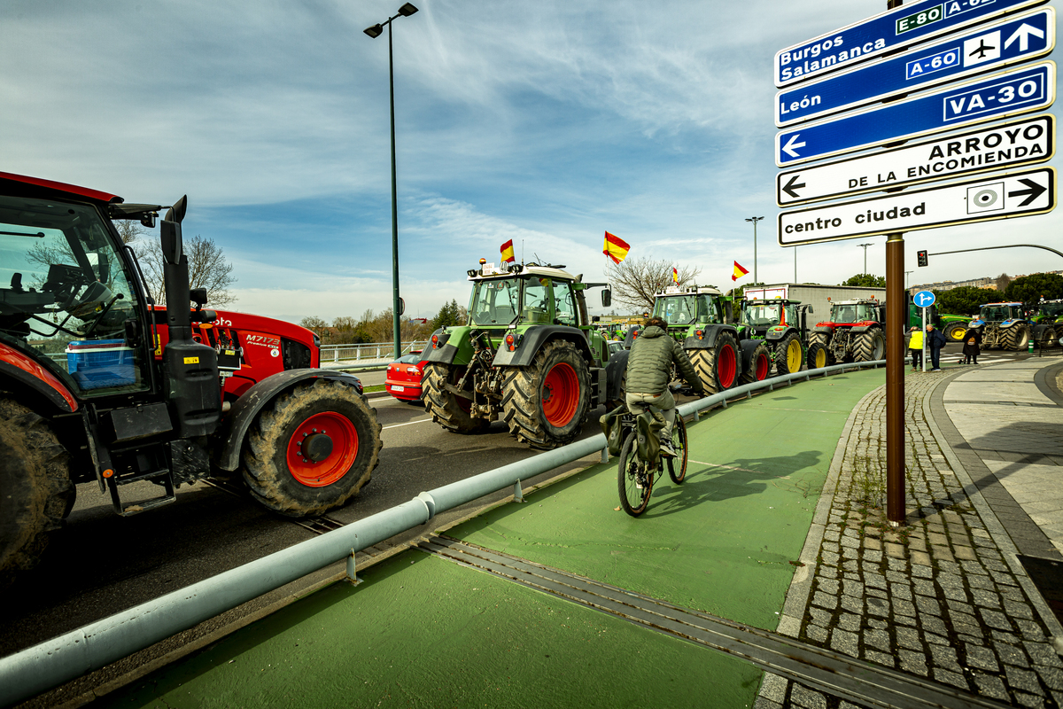 Tractorada en Valladolid  / JONATHAN TAJES