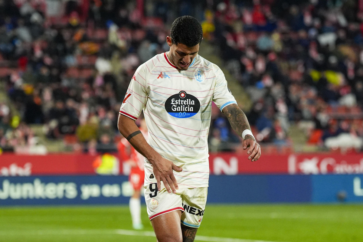 Marcos André, en el Girona-Real Valladolid.  / EFE