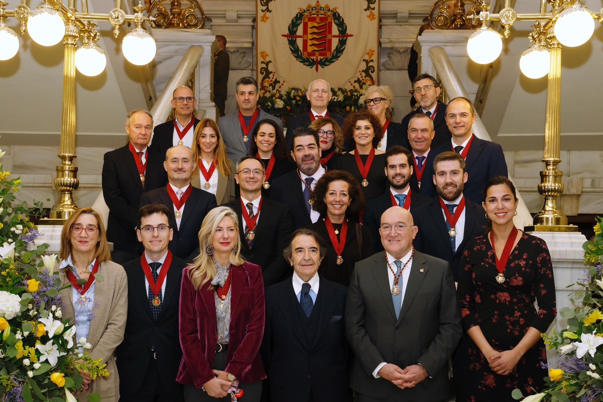 Nombramiento de Enrique Cornejo como Hijo Predilecto de Valladolid  / AYUNTAMIENTO DE VALLADOLID