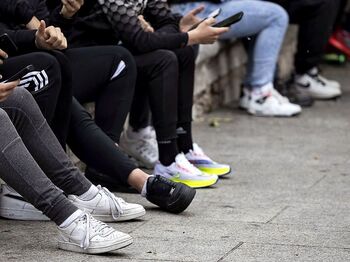 El 18% de los jóvenes hace un uso 'abusivo' de las pantallas