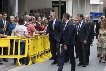 Felipe VI destaca la 'humanidad' de Canarias con la inmigración