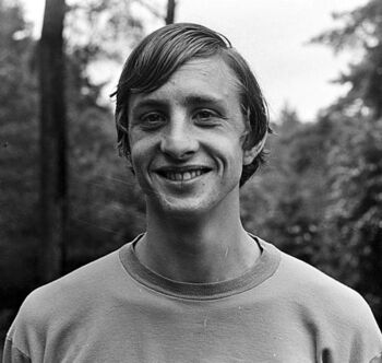 Cruyff solo jugó un partido en la fase final del continental